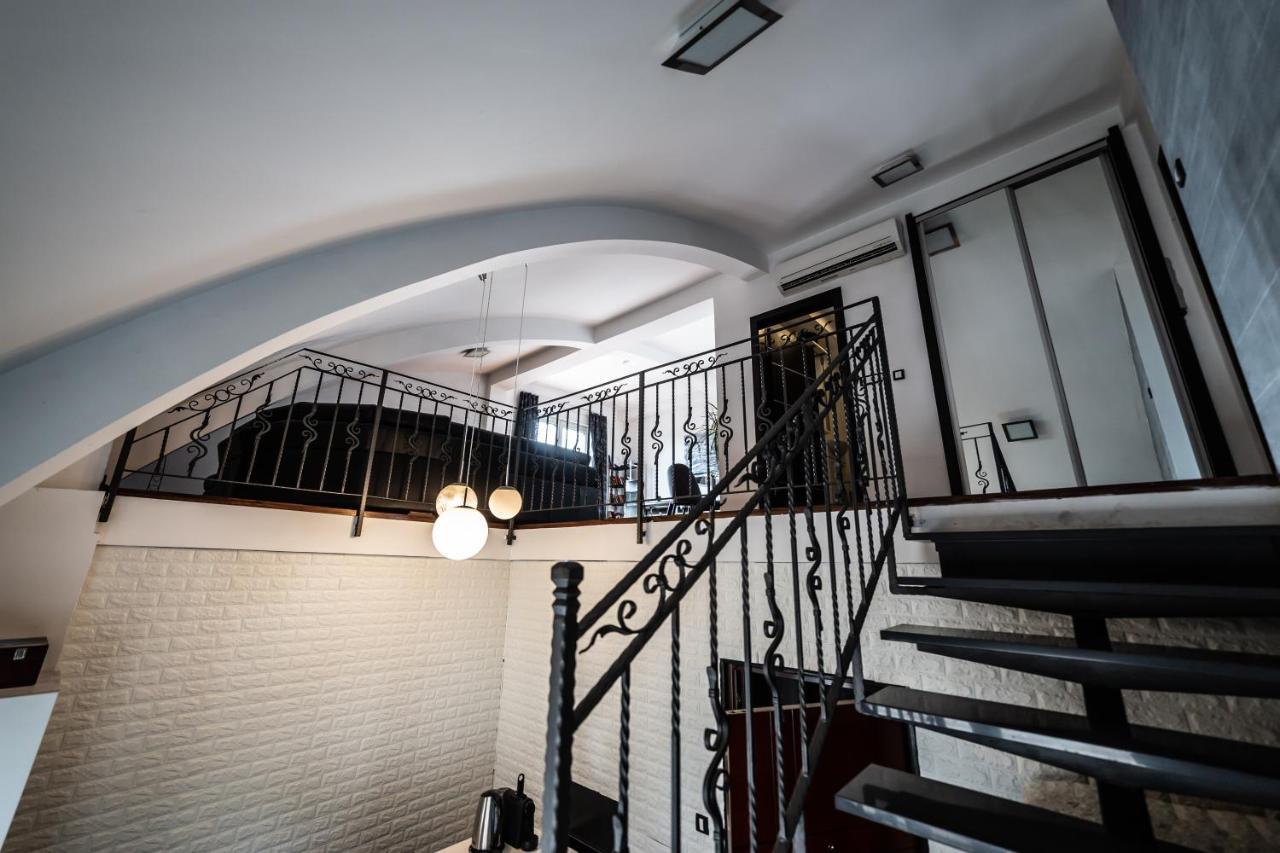 Vracar Historical Suites 贝尔格莱德 外观 照片